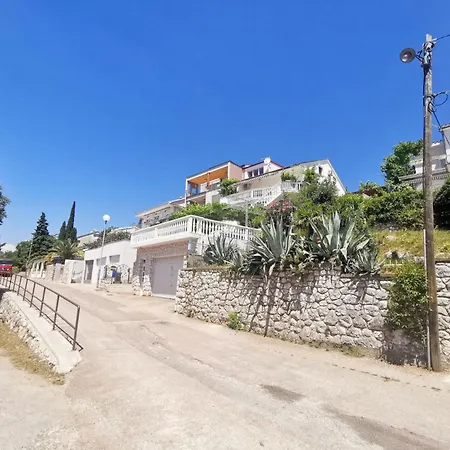 Appartement- Fuer 2 Personen- 70m Vom Entfernt By Interhome
