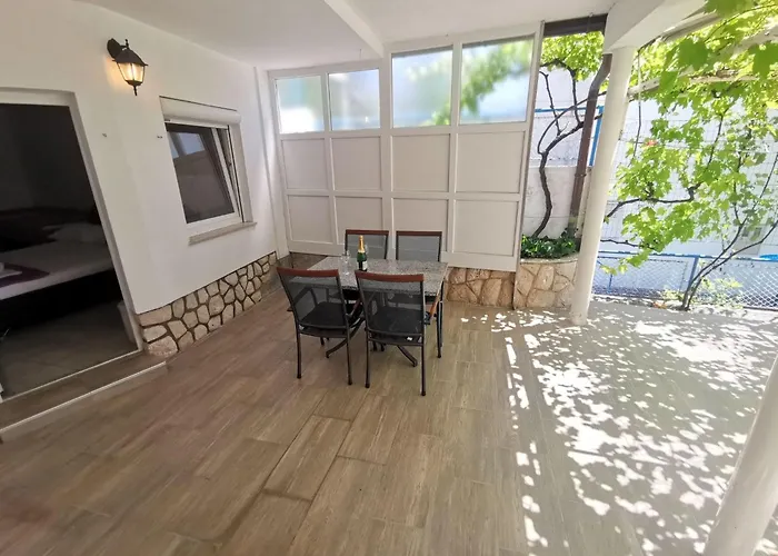 Apartman Appartement- Fuer 2 Personen- 70m Vom Entfernt By Interhome *